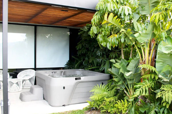 7 Person Monterey Spa - Image 2
